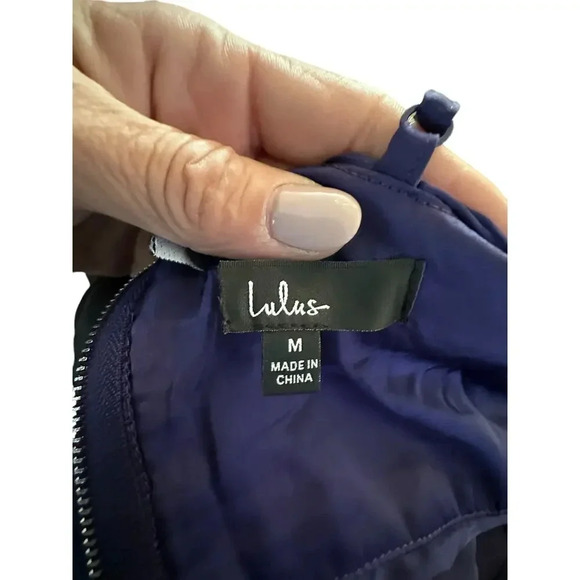 Lulu’s Purple Got the Glam Pleated Cutout Maxi Dress Size Medium - Picture 9 of 9